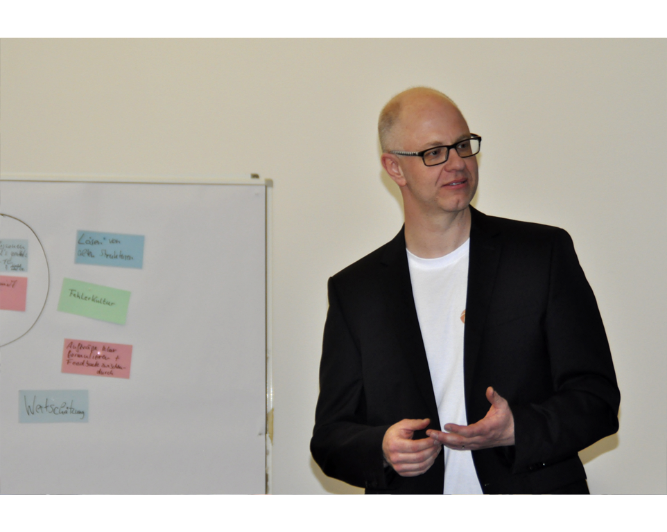 Referenz Event-Coaching Deutsche Post Steuernde Einheit Auslieferung Bedburg - Bild